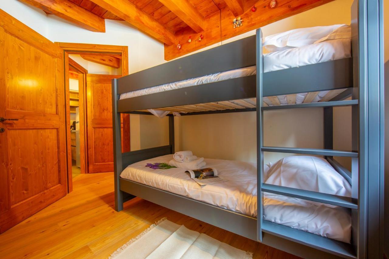 Wildhomes Wild Wolf Lodge Courmayeur Ngoại thất bức ảnh