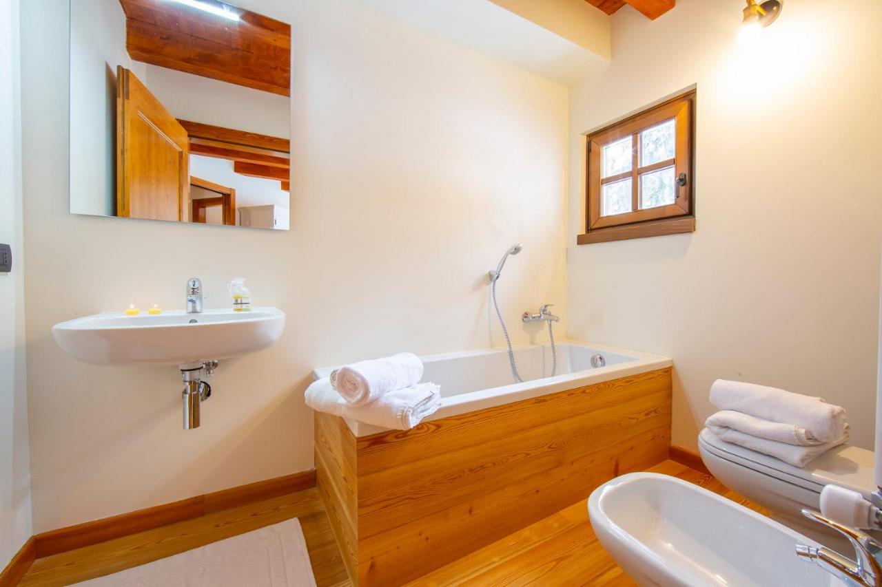 Wildhomes Wild Wolf Lodge Courmayeur Ngoại thất bức ảnh