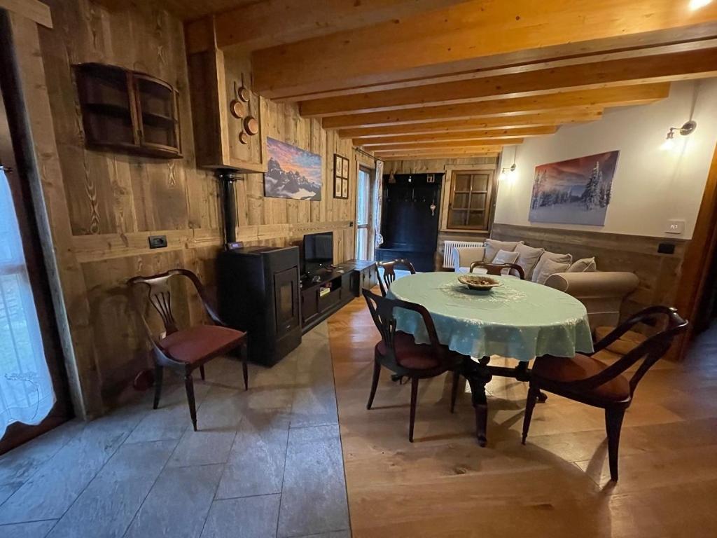 Wildhomes Wild Wolf Lodge Courmayeur Ngoại thất bức ảnh