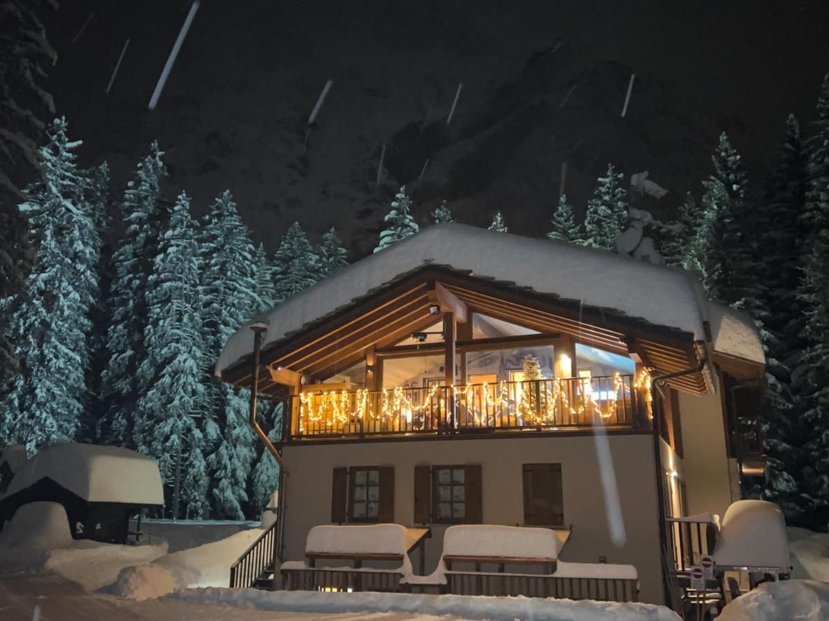 Wildhomes Wild Wolf Lodge Courmayeur Ngoại thất bức ảnh